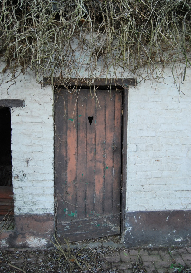 Te renoveren hoeve op ca. 1,4 ha op prachtige locatie te Geraardsbergen 