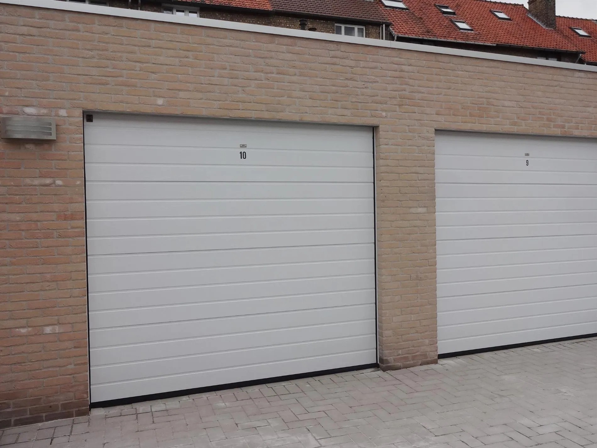 Bovengrondse garage te huur in centrum Nieuwpoort.