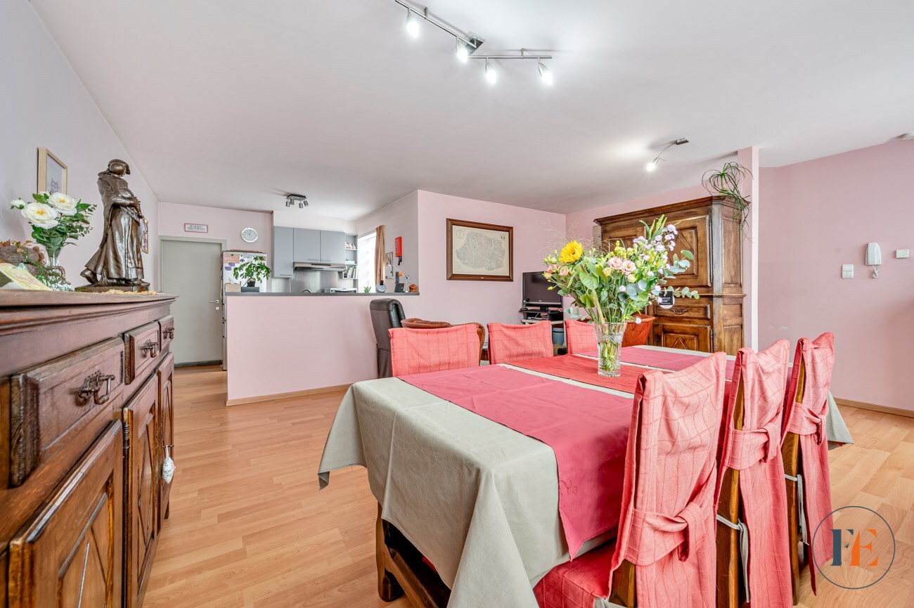 Woning/appartement met koer in het centrum van Destelbergen 