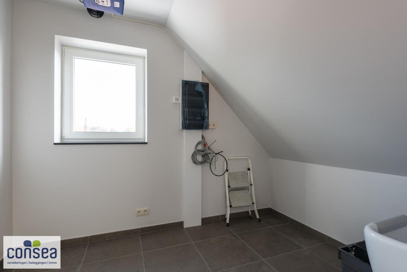 Instapklaar duplex appartement met 3 slaapkamers, inclusief parkeelplaats. 