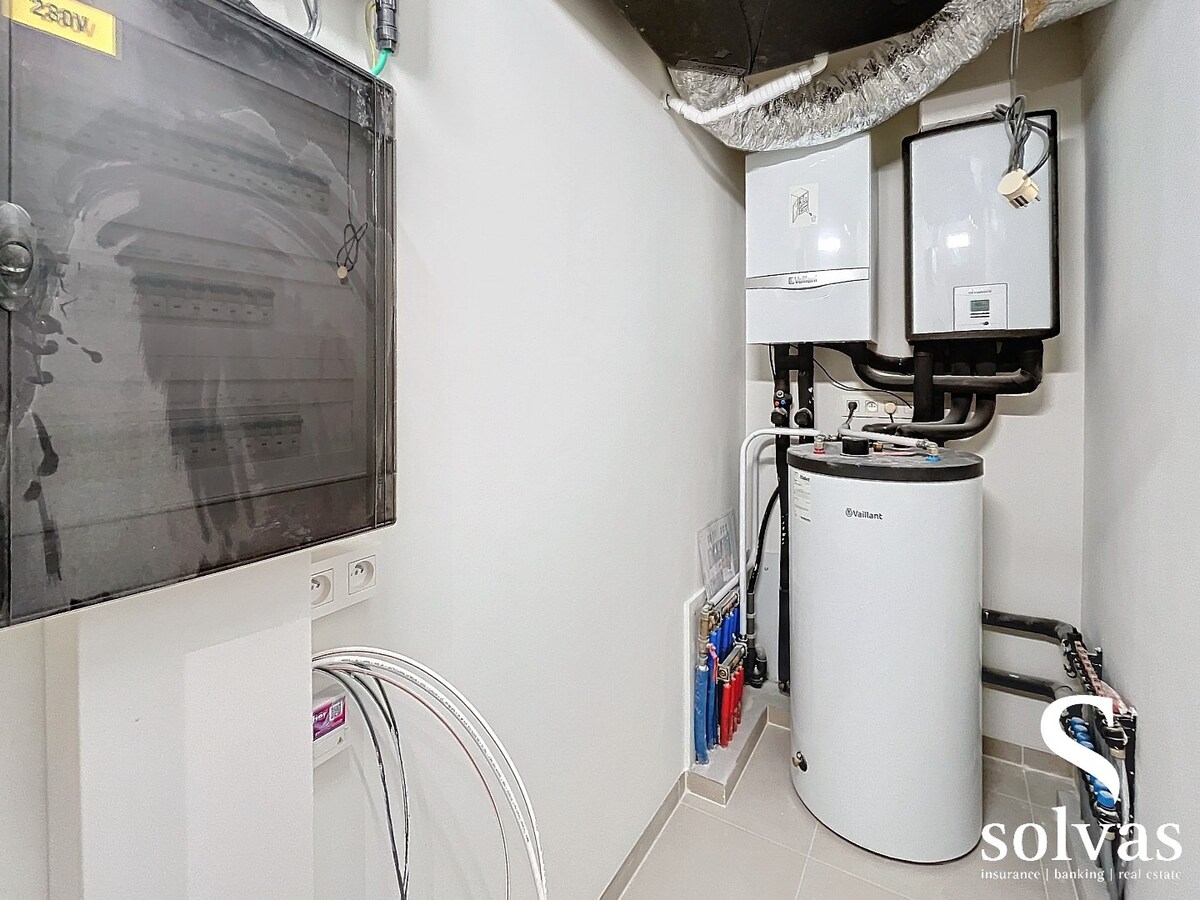 Nieuw appartement met 2 slaapkamers in Aalter, standaard afwerking, bouwjaar 2022, 95.82m&#178; bewoonbare oppervlakte, 1 badkamer 