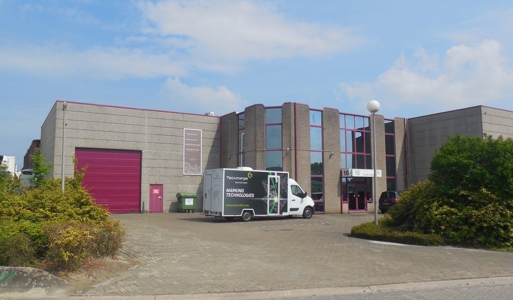 Magazijnen en kantoren in Bedrijvenpark Molenberg in Schelle