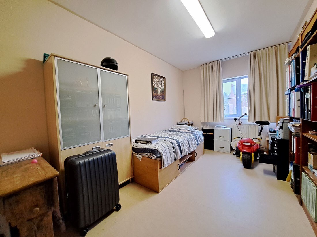 Zeer ruim gelijkvloers appartement in het centrum van Zonhoven 