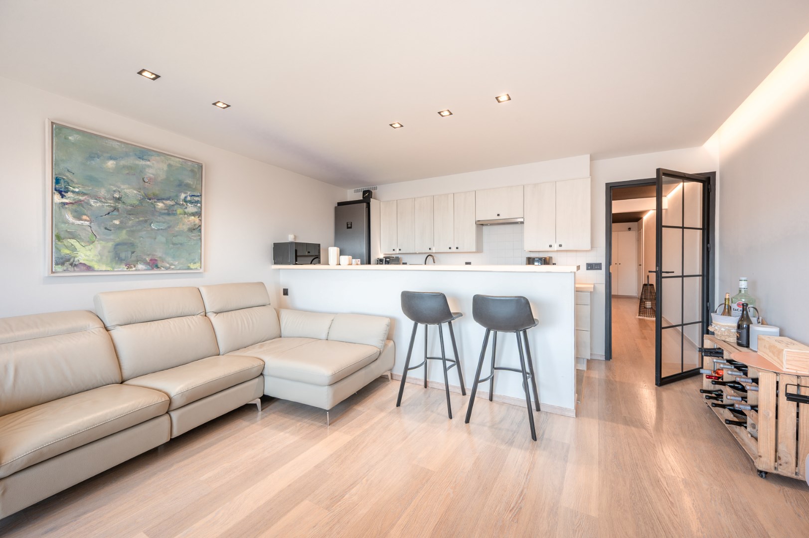 Instapklaar appartement met 2 slaapkamers en zonneterras 