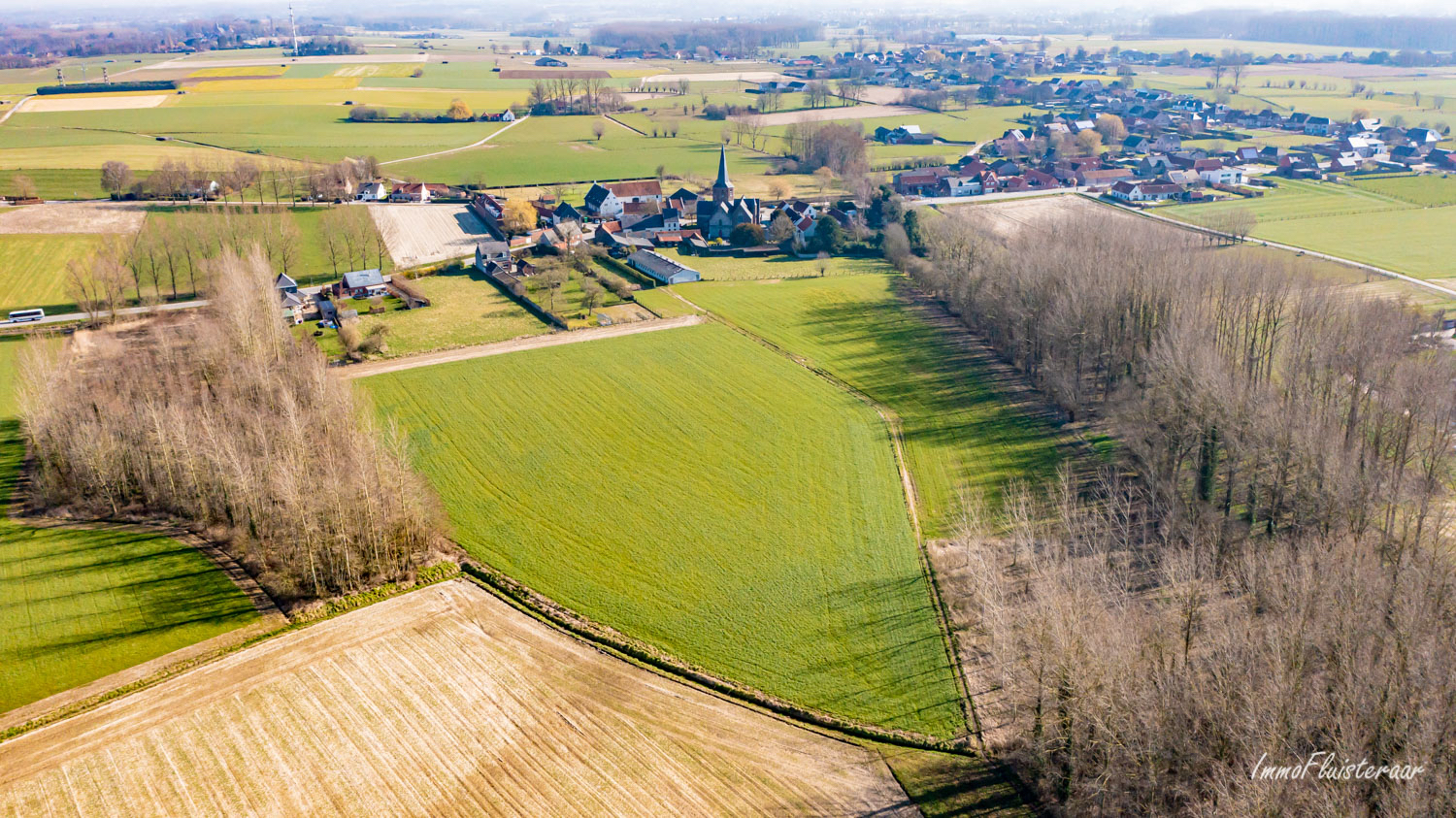 Karaktervolle eigendom met tal van mogelijkheden op ca. 3,5ha te Baaigem 