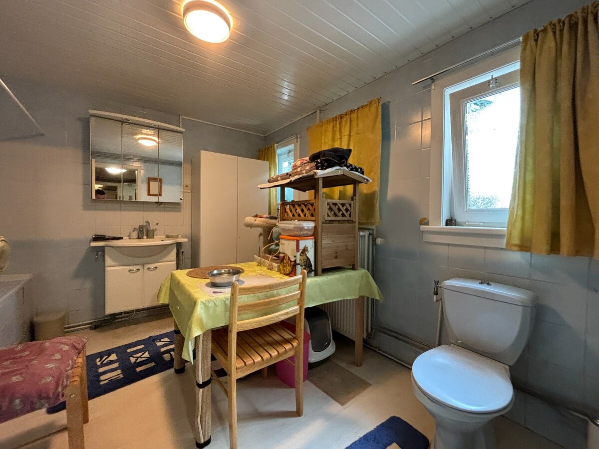 Woning in het centrum van Sint-Antonius op een perceel van 210 m&#178; met Zuid-tuin en ruime berging ca 30 m&#178; 