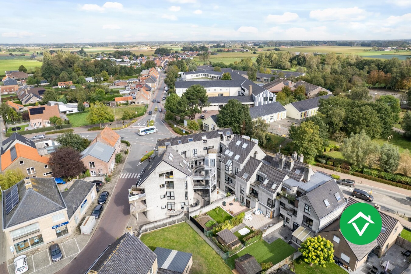 Instapklaar appartement met 3 slaapkamers en garage 