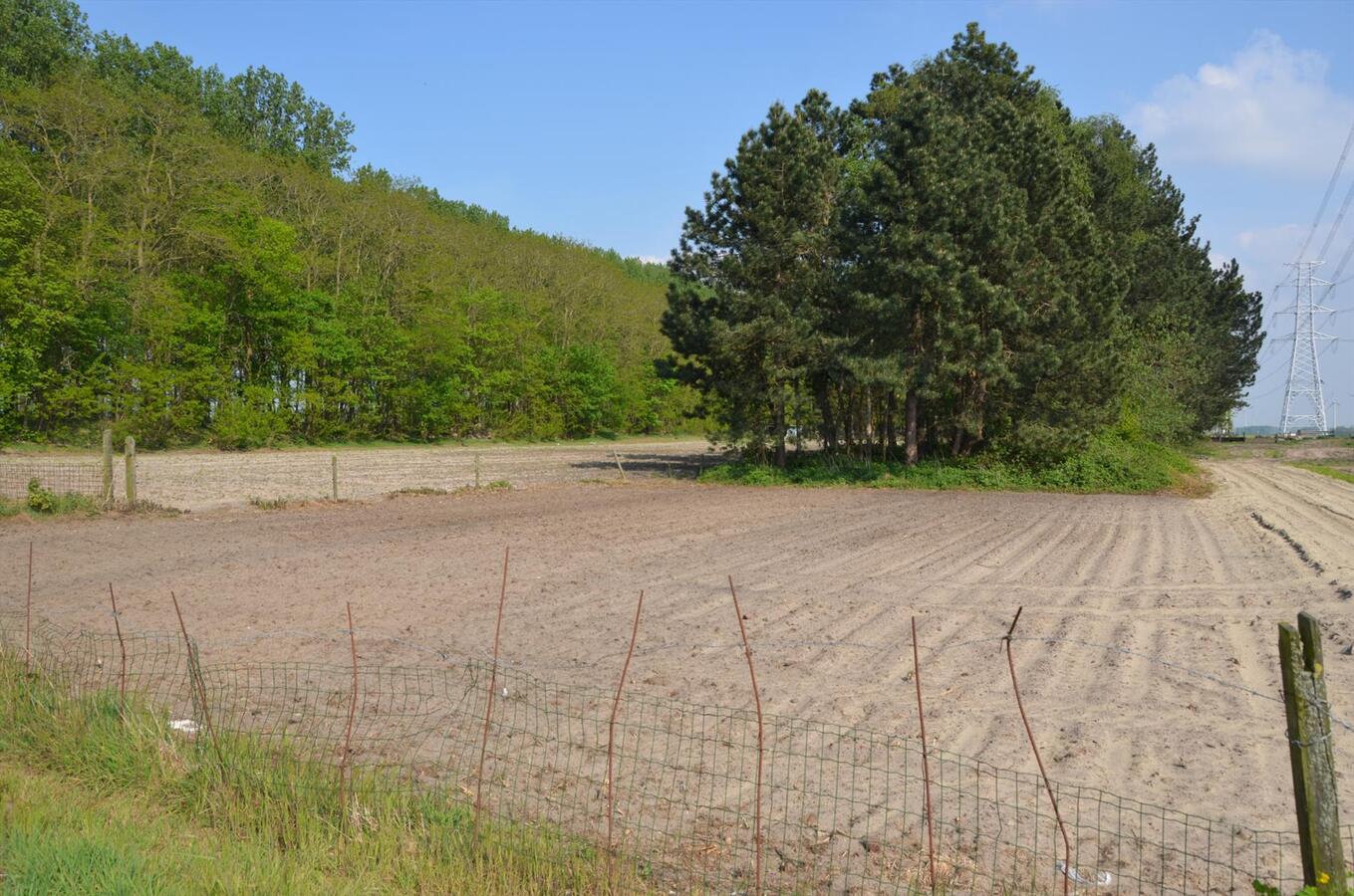 Verkocht in 1 week!!! Landelijke hoeve met grote schuur in z&#233;&#233;r goede staat 