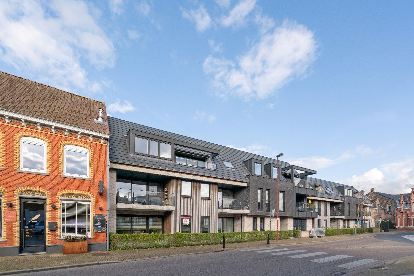 Recent 1 slpk-appartement met groot terras, Aartrijke 