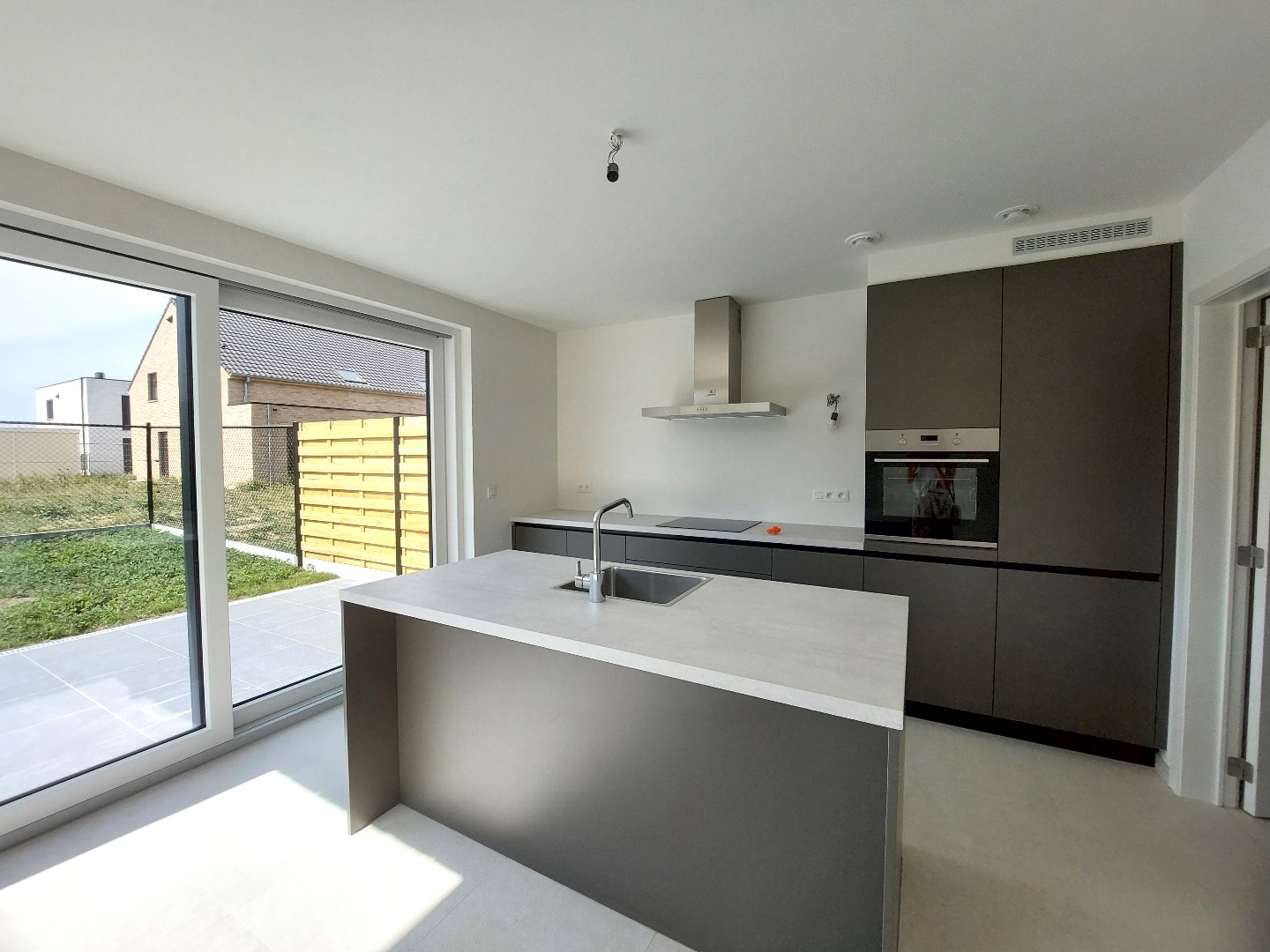 Te huur – Nieuwbouwwoning (halfopen) in Dentergem 