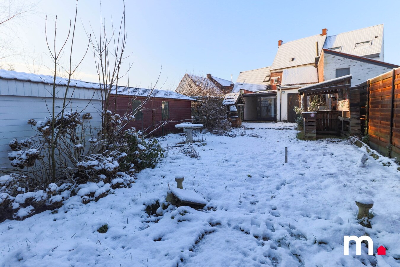 Top gelegen 3 slaapkamer woning nabij winkels en scholen te Heule ! 