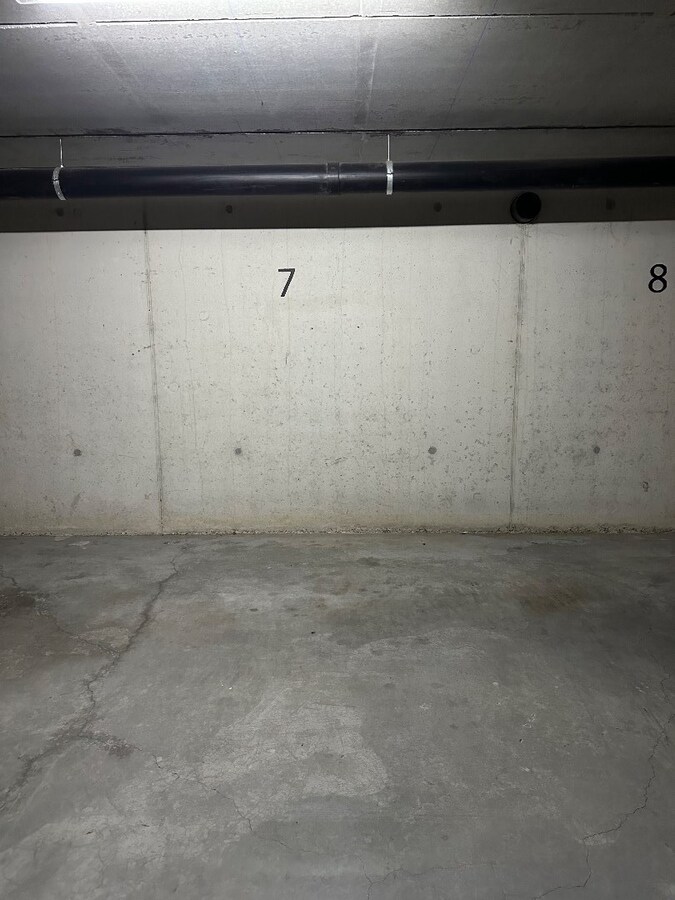 Appartement met autostaanplaats en garage te Koekelare 