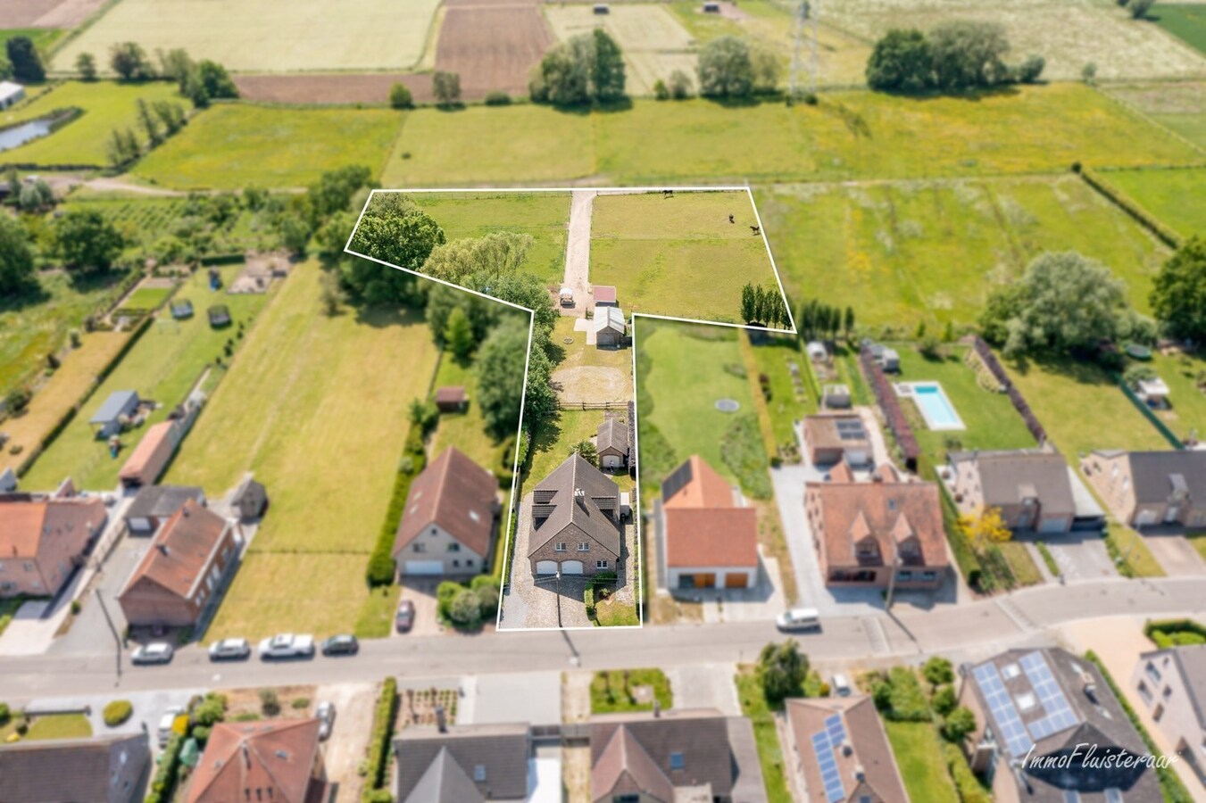 Attractive villa with a backyard pasture on approximately 66a in Zemst (Flemish Brabant) 