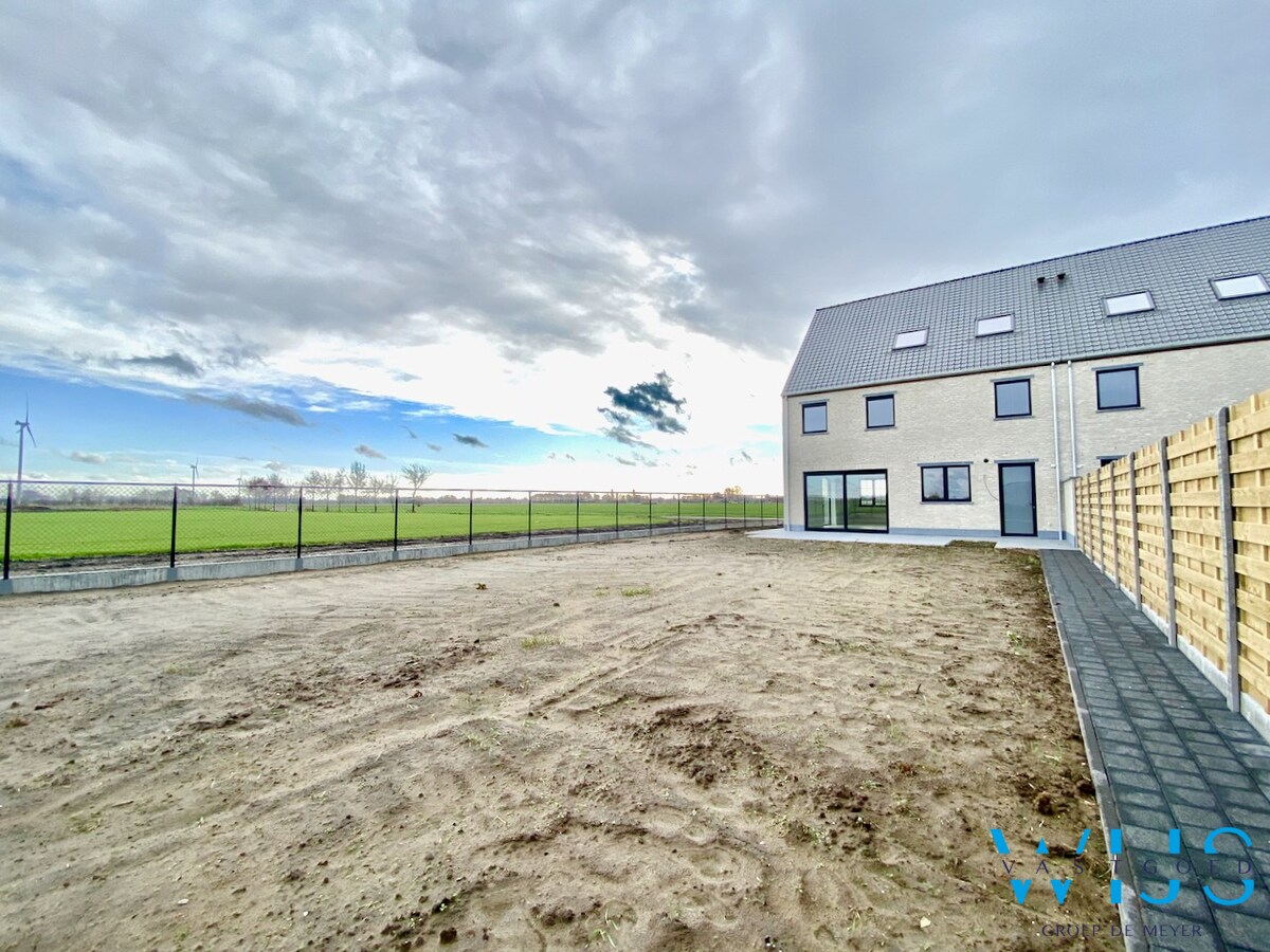 Zeer ruime nieuwbouw op 510m&#178; te ASSENEDE/BASSEVELDE! 
