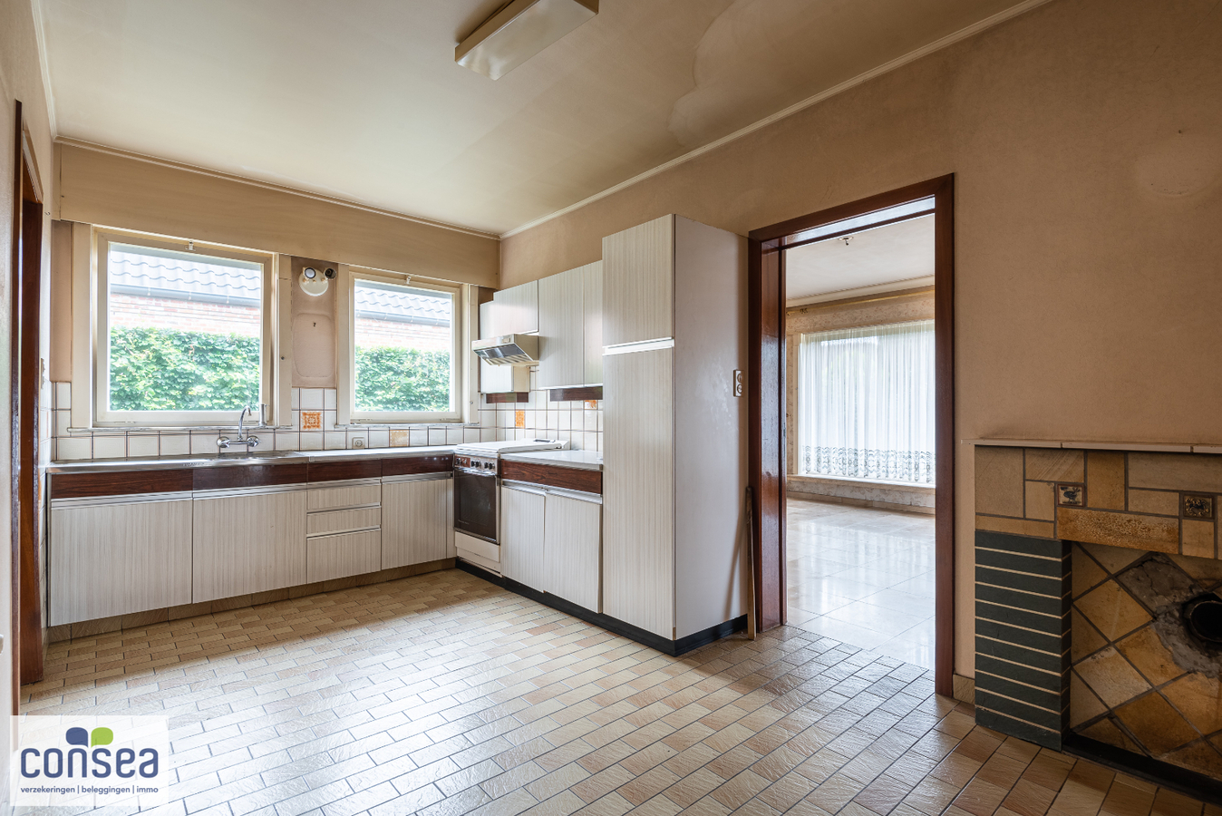 Te renoveren bungalow woning op ca. 1200 m&#178; 