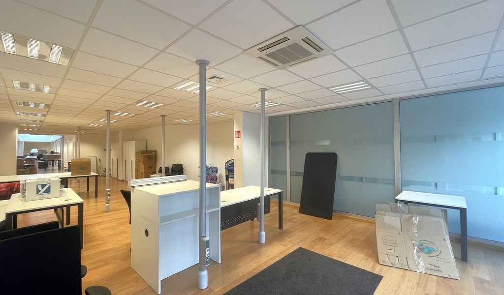 Commercieel kantoor te huur aan de Leien in Antwerpen