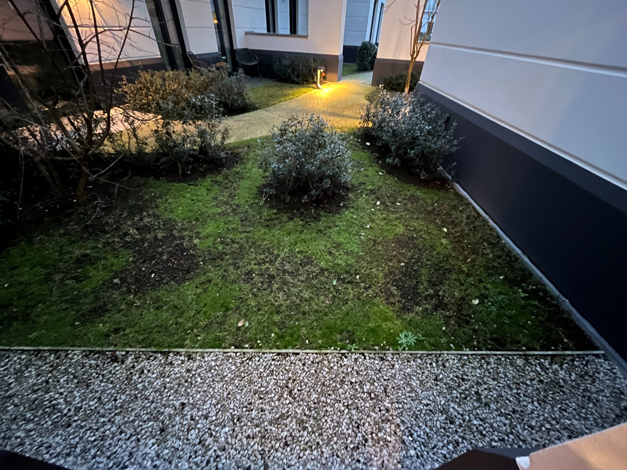 Appartement non meubl&#233; au rez-de-chauss&#233;e avec deux chambres &#224; coucher compl&#232;tes situ&#233; &#224; Duinenwater dans la r&#233;sidence Meerzicht. 