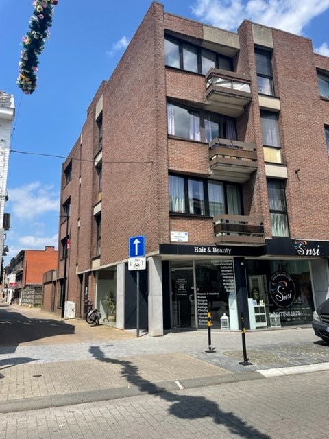 Appartement met 1 slaapkamer rustig gelegen centrum Geel. 