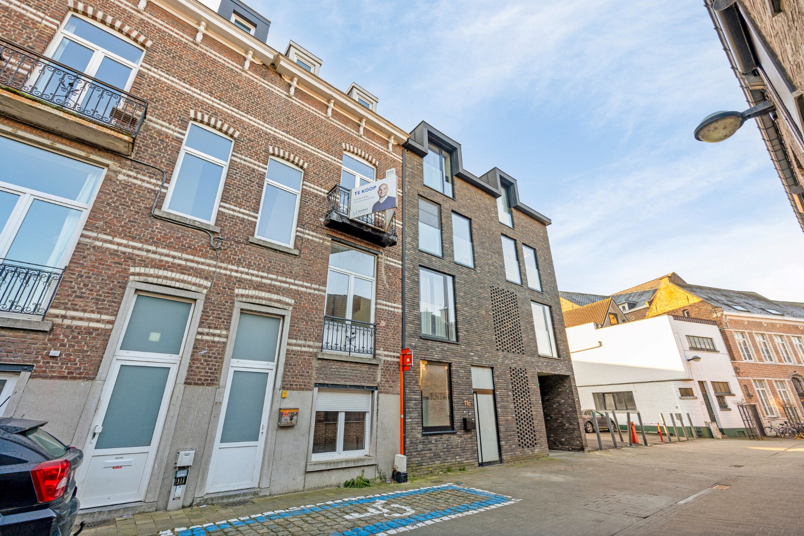 Op te frissen herenwoning met vijf slaapkamers in het centrum van Leuven - bewoonbare oppervlakte van 193 m&#178; - EPC 218 kWh/m&#178; 