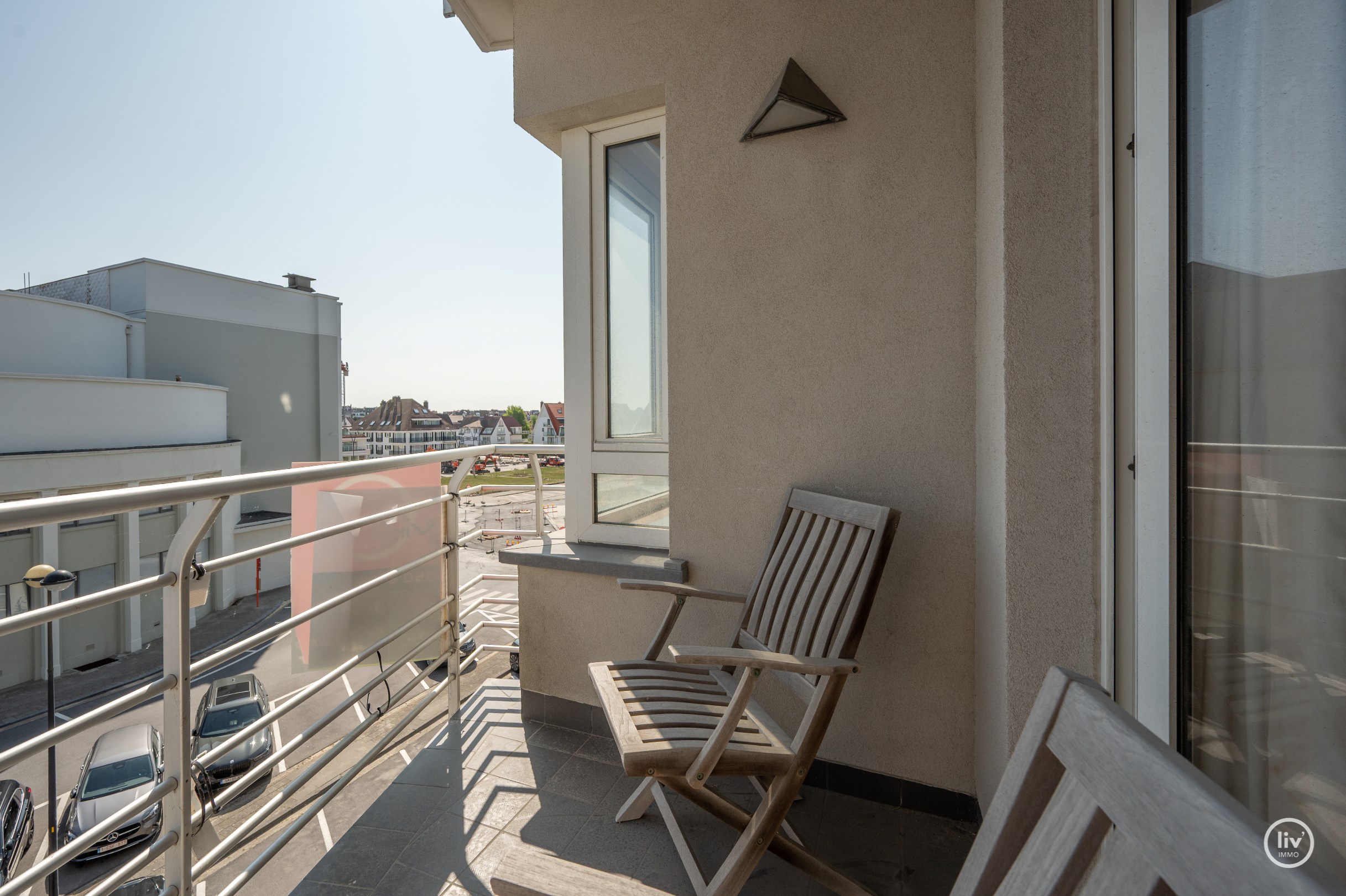 Ruim appartement met zijdelings zeezicht en uitzicht op het Casino 