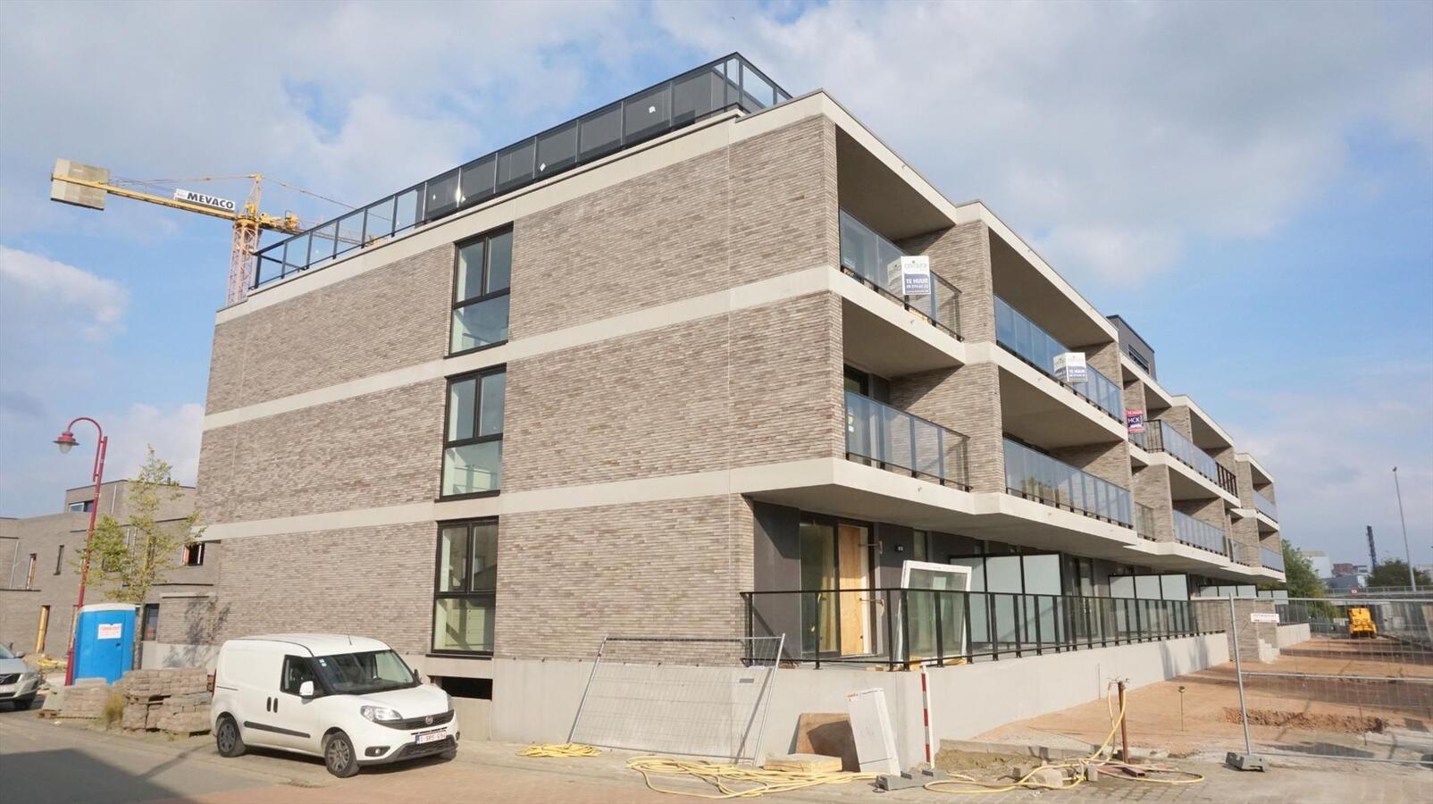 Nieuwbouw twee-slaapkamer-appartement in woonproject De Barge m&#233;t ondergrondse garagebox 