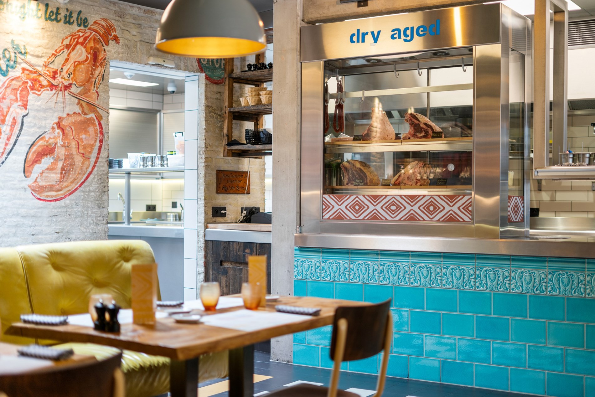 Handelspand te huur – Instapklaar restaurant (volledig uitgerust) in centrum Knokke. 