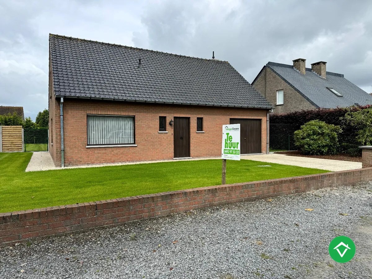 Alleenstaande woning met garage en tuin te Koekelare 