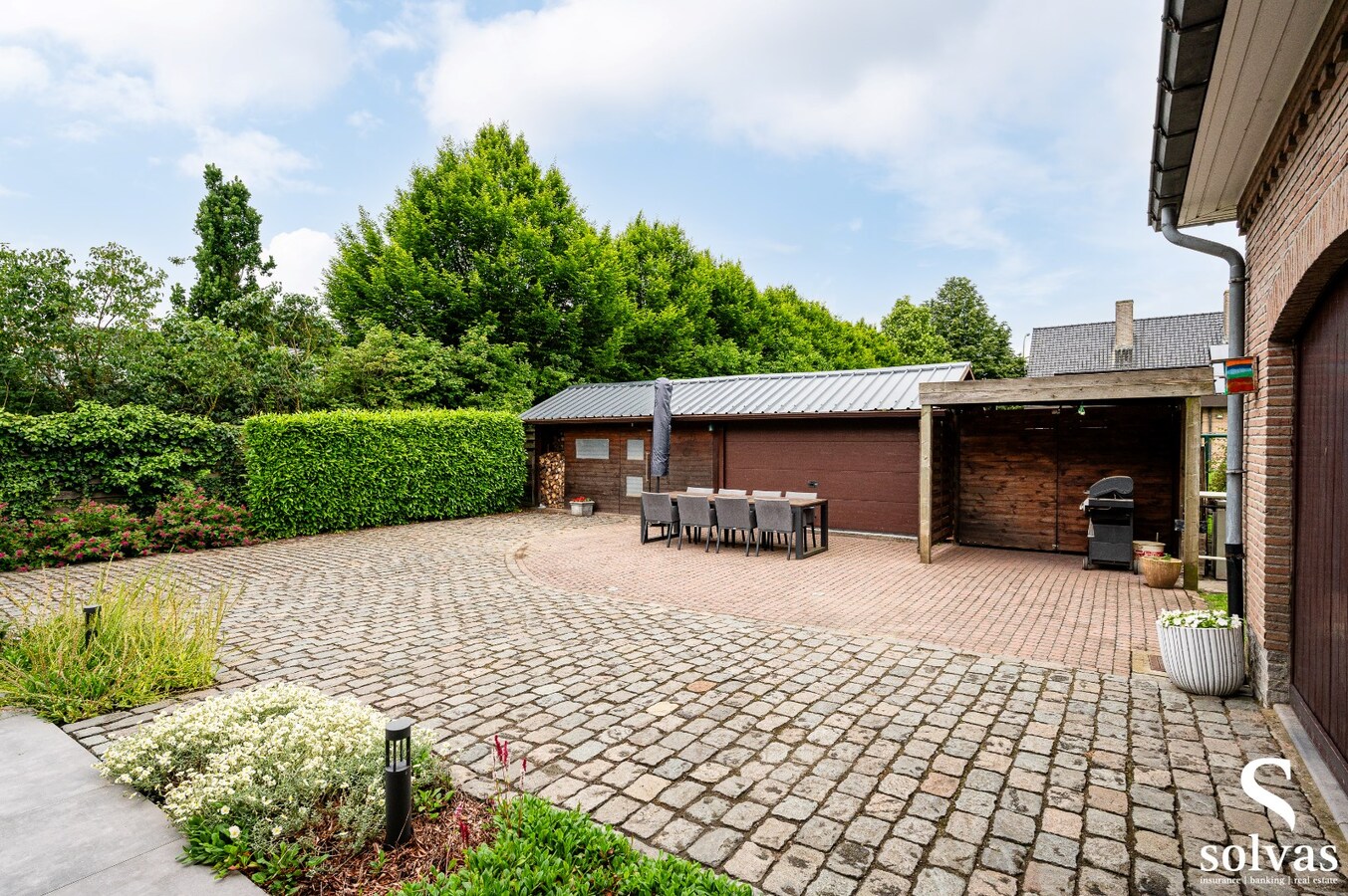 Vrijstaande woning in centrum Zomergem! 