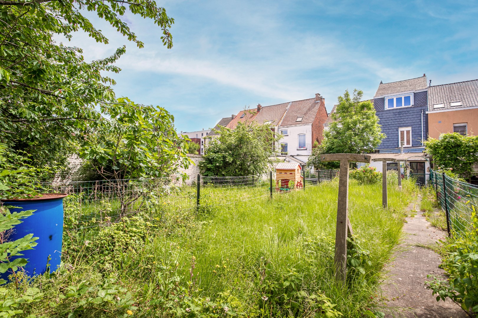 Ruime woning centrum Halle, 4 slpks en tuin 