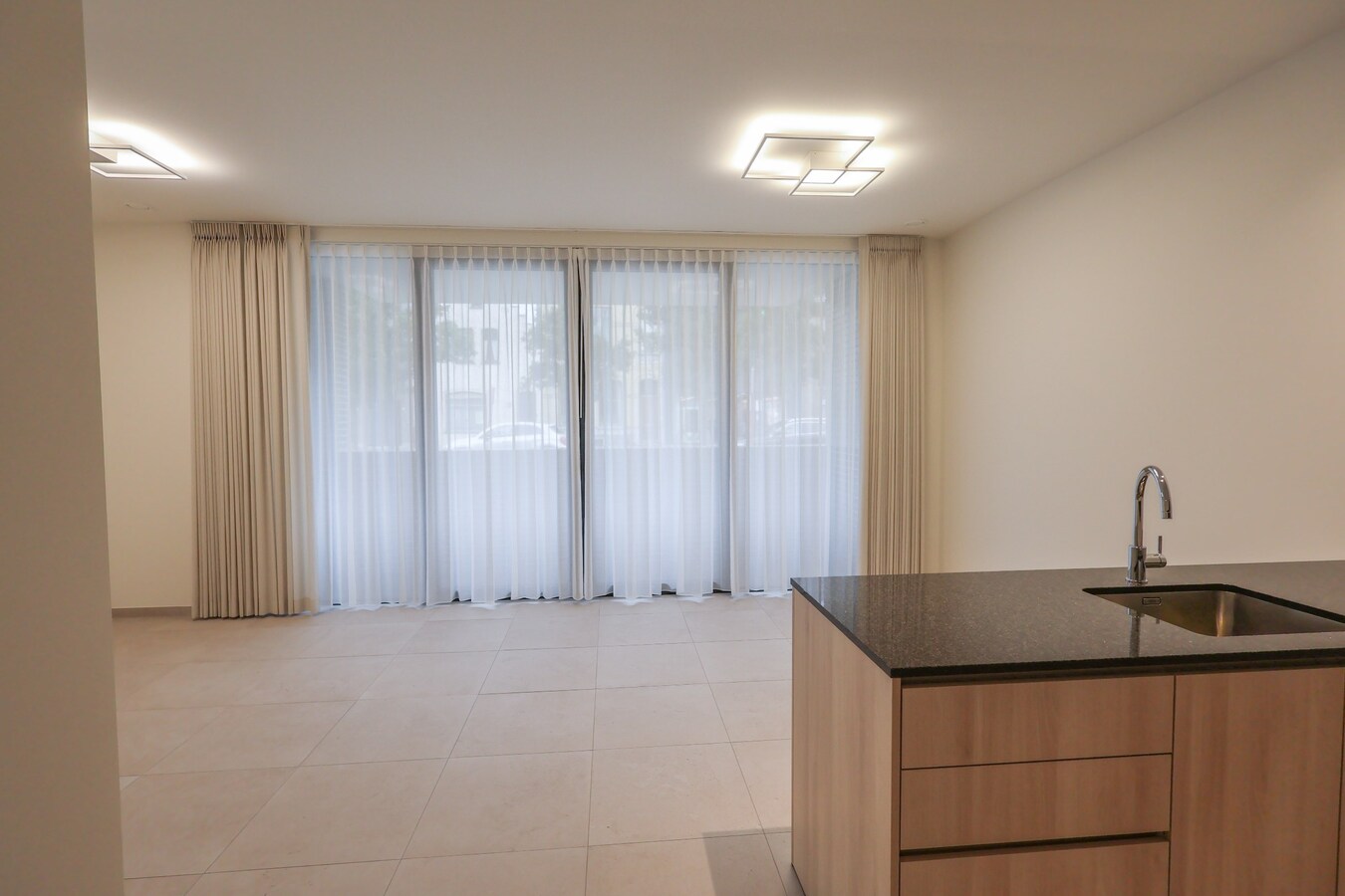 Nieuwbouw appartement met 1 slaapkamer te huur op jaarbasis 