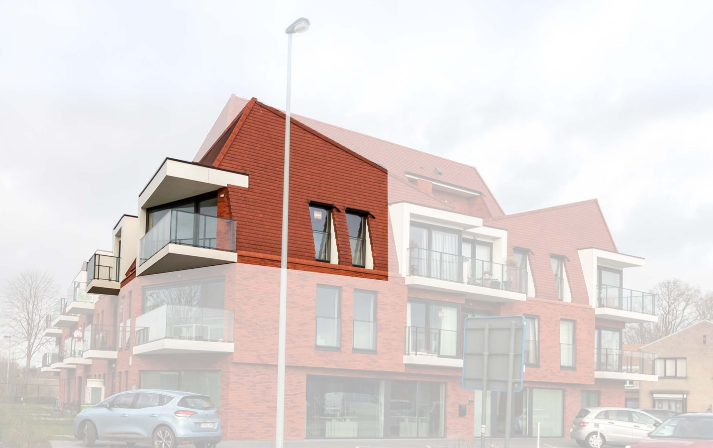 Nieuwbouw 2 slaapkamer-appartement te Gistel met garage 