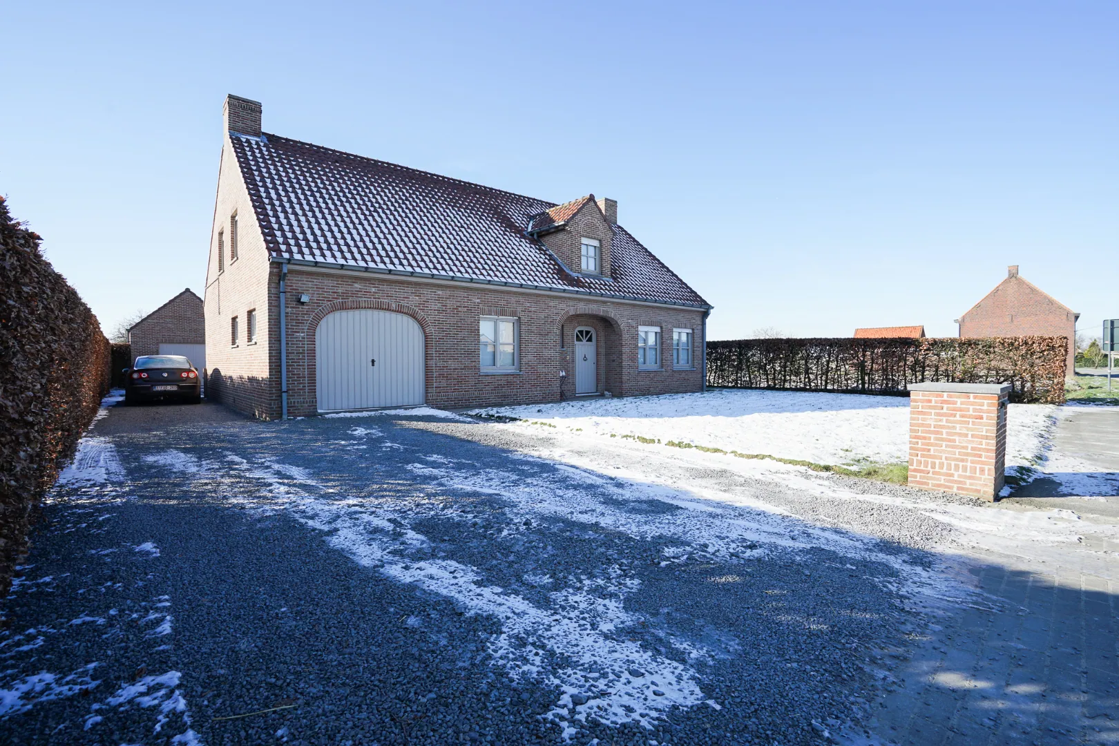 Landelijke, alleenstaande woning op ruim perceel van 3612 m² in Hooglede.