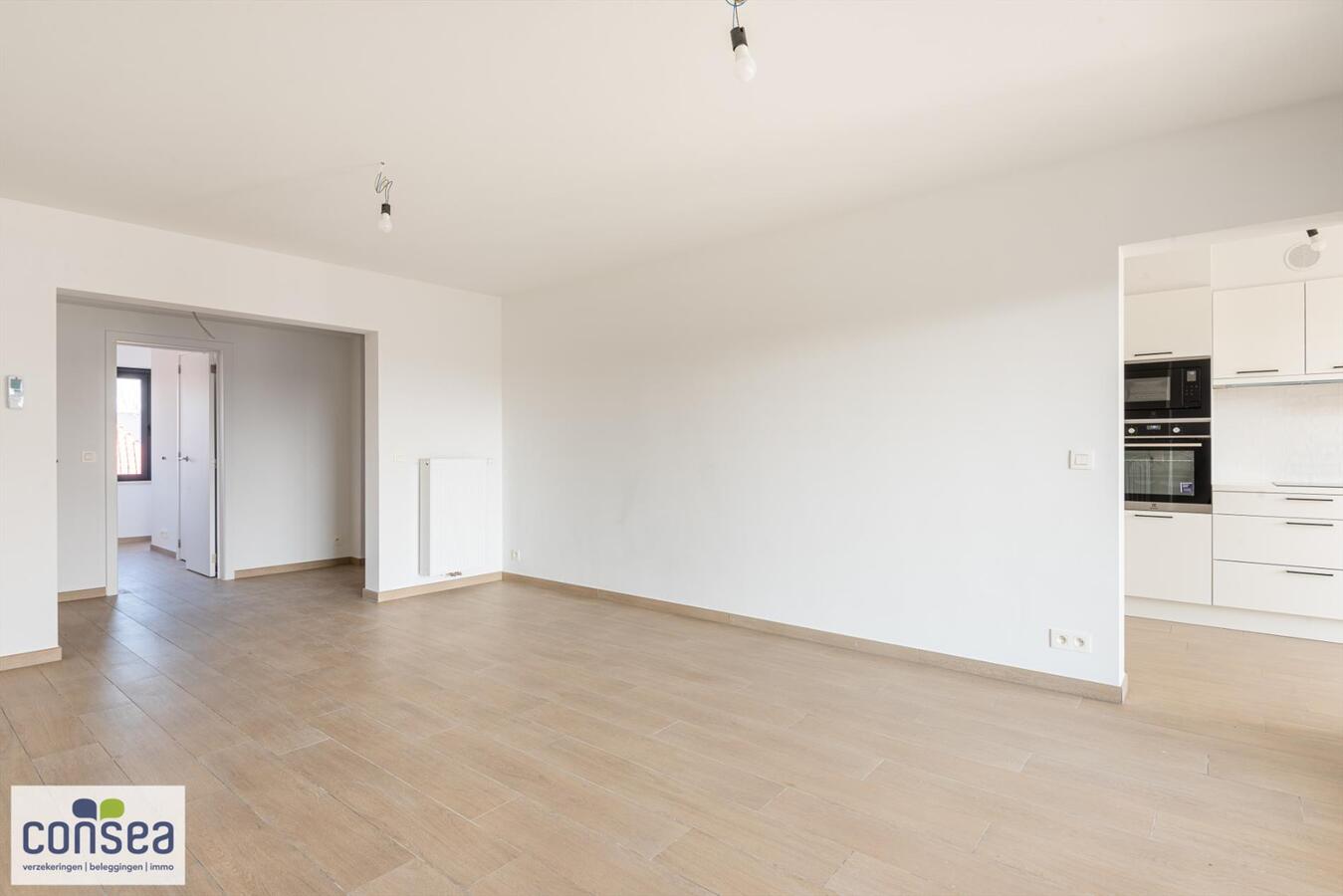 Lichtrijk appartement in het centrum van Maldegem met zicht op de kerk en overdekt terras van 15m&#178; 