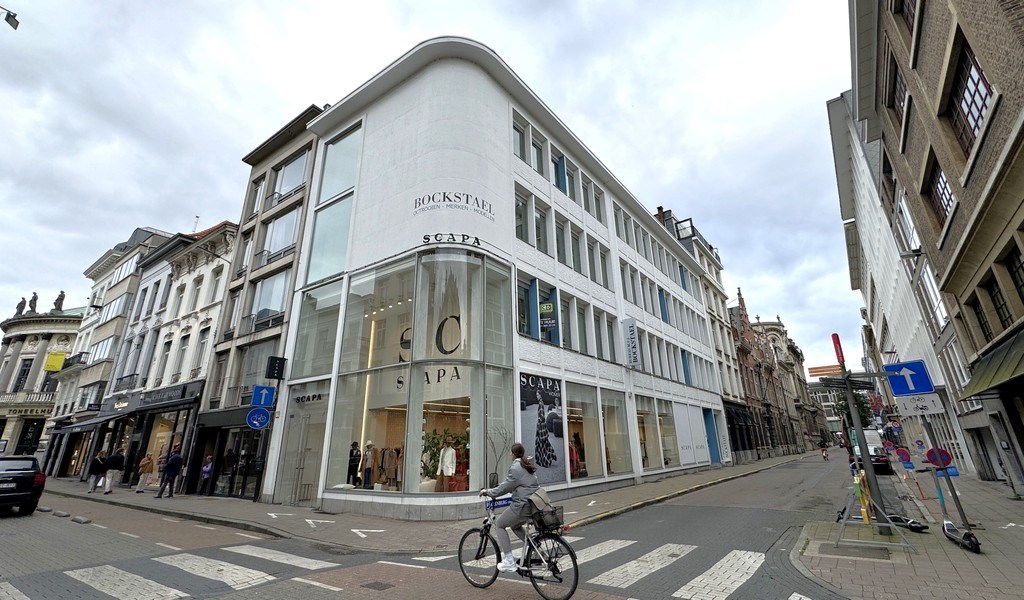 Kantoren te huur vlakbij de Arenbergschouwburg in Antwerpen