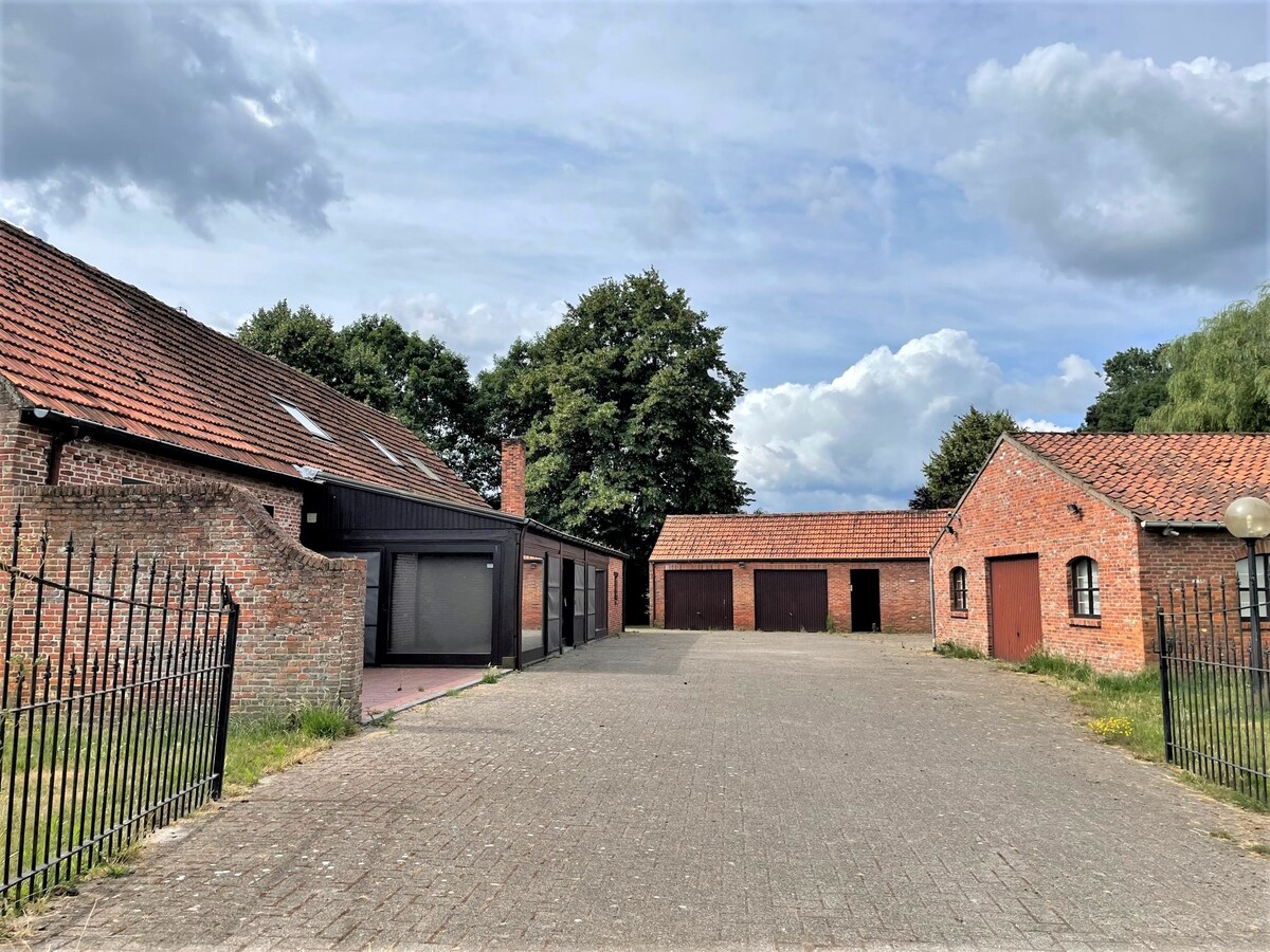 Boerderij verhuurd in Weelde