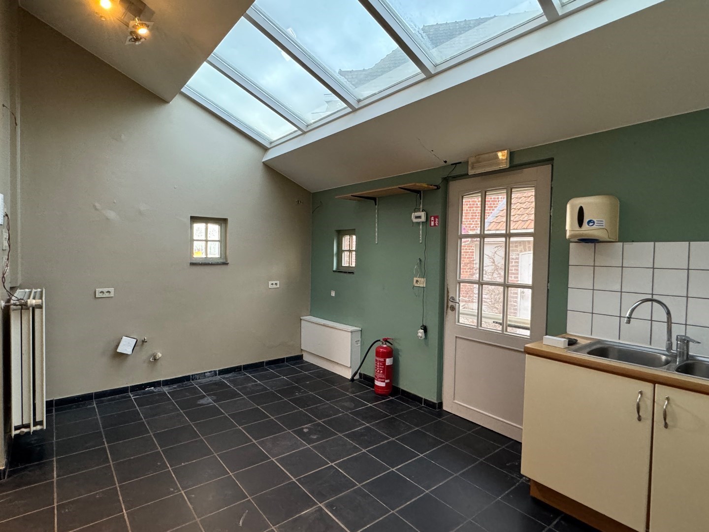 Woning op centrale ligging te Sint-Eloois-Vijve 