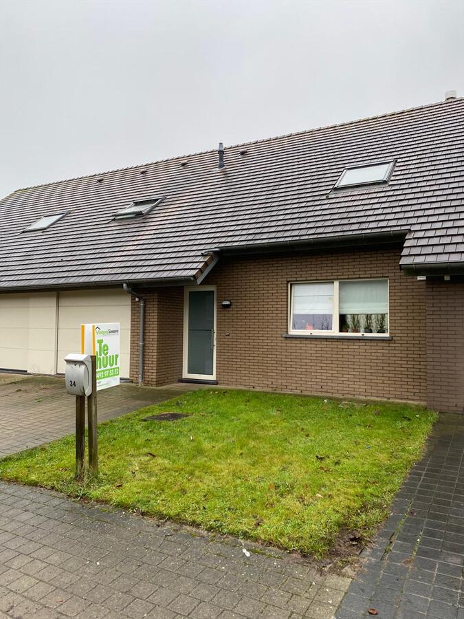 Ruime woning met garage te Torhout 