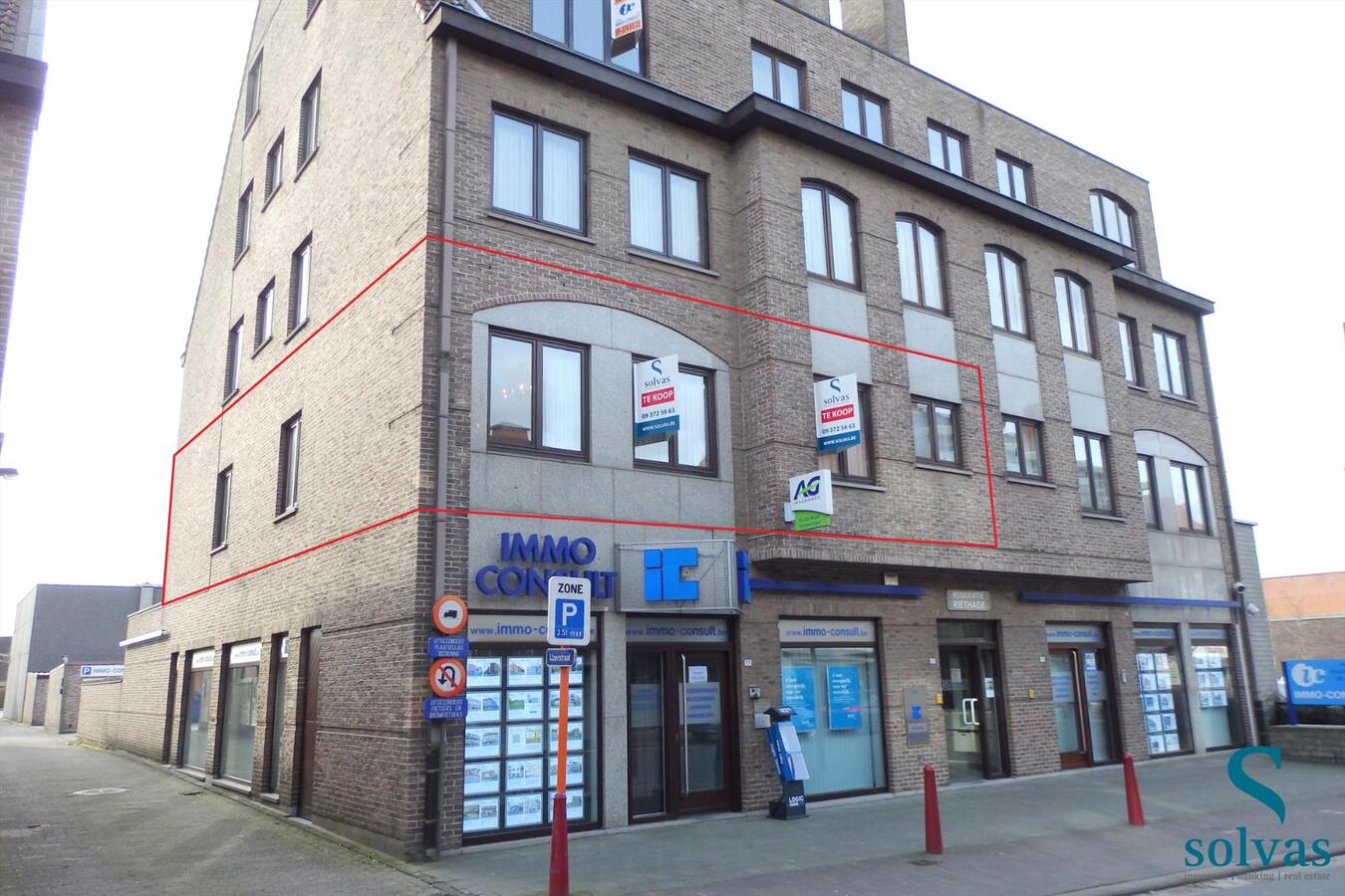 VERKOCHT - Ruim 3 slaapkamer appartement in centrum Aalter! 