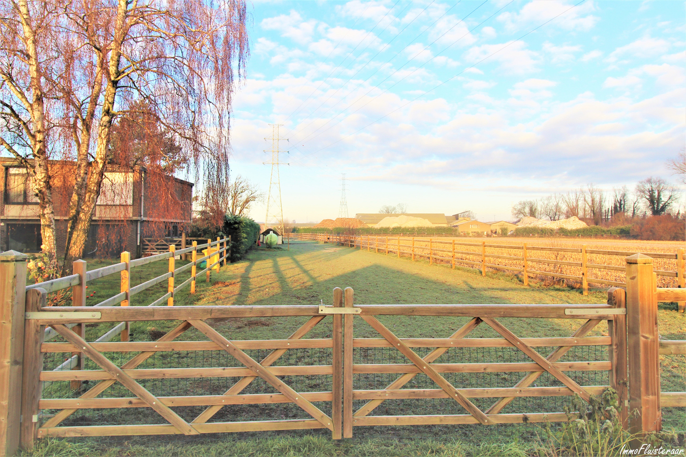 IN OPTIE - Charmante woning met paardenaccommodatie en weiland op ca. 1ha te Kampenhout (Vlaams-Brabant) 