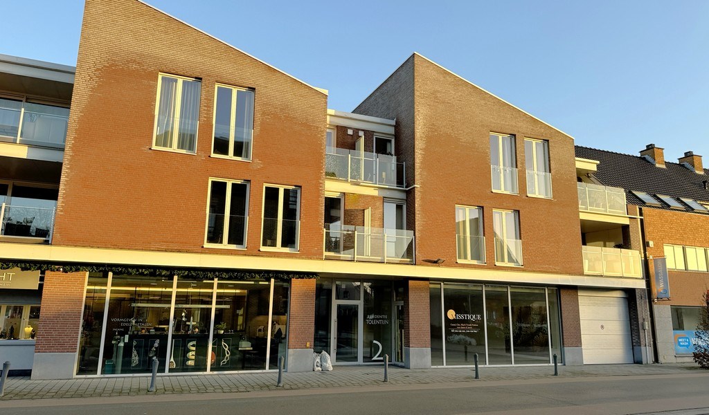 Winkel in centrum De Pinte