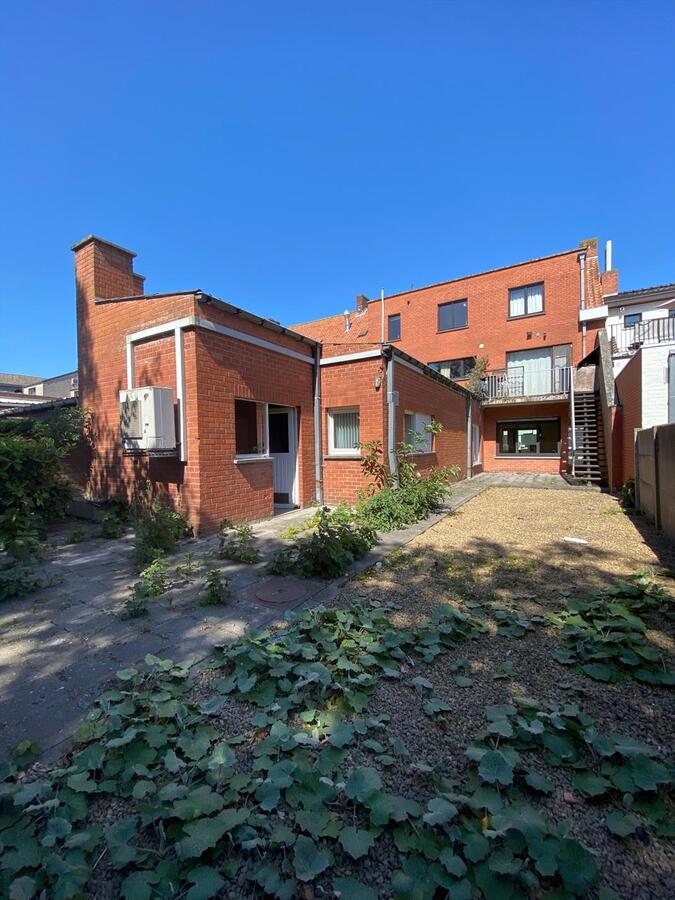 Appartement met 4 slaapkamers in het centrum van Koekelare 