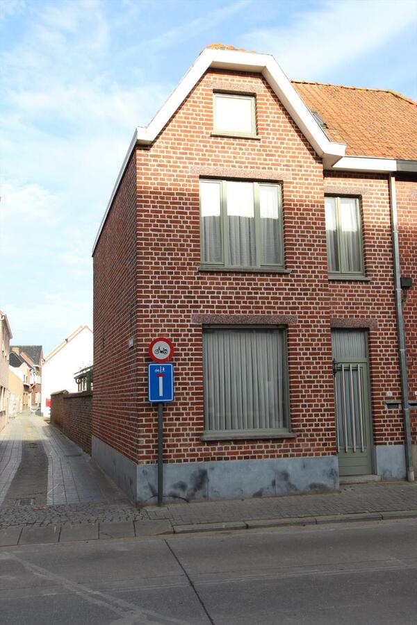 VERKOCHT IN UW BUURT ! 