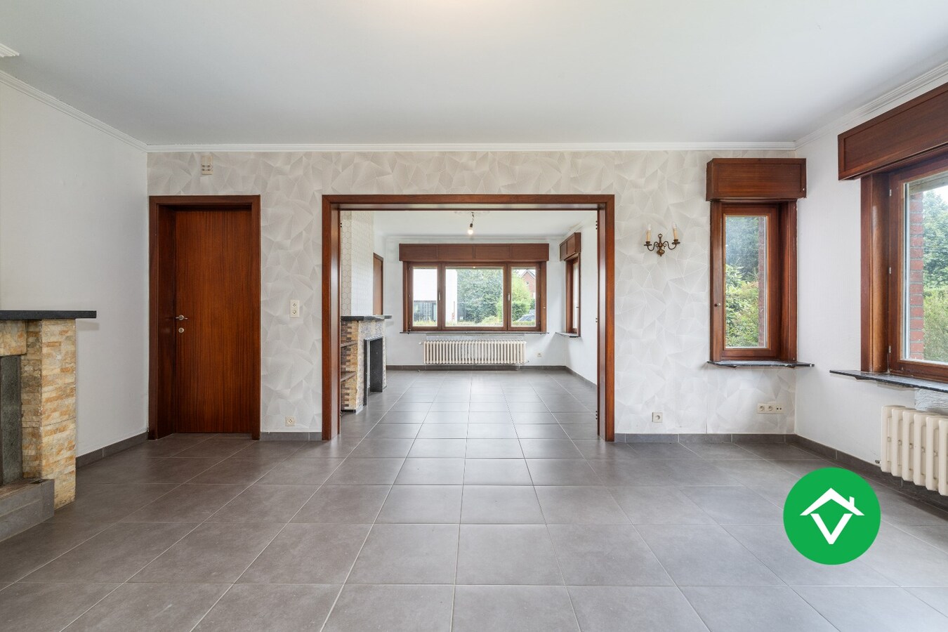 Instapklare woning met 3 slaapkamers en garage te Zarren 