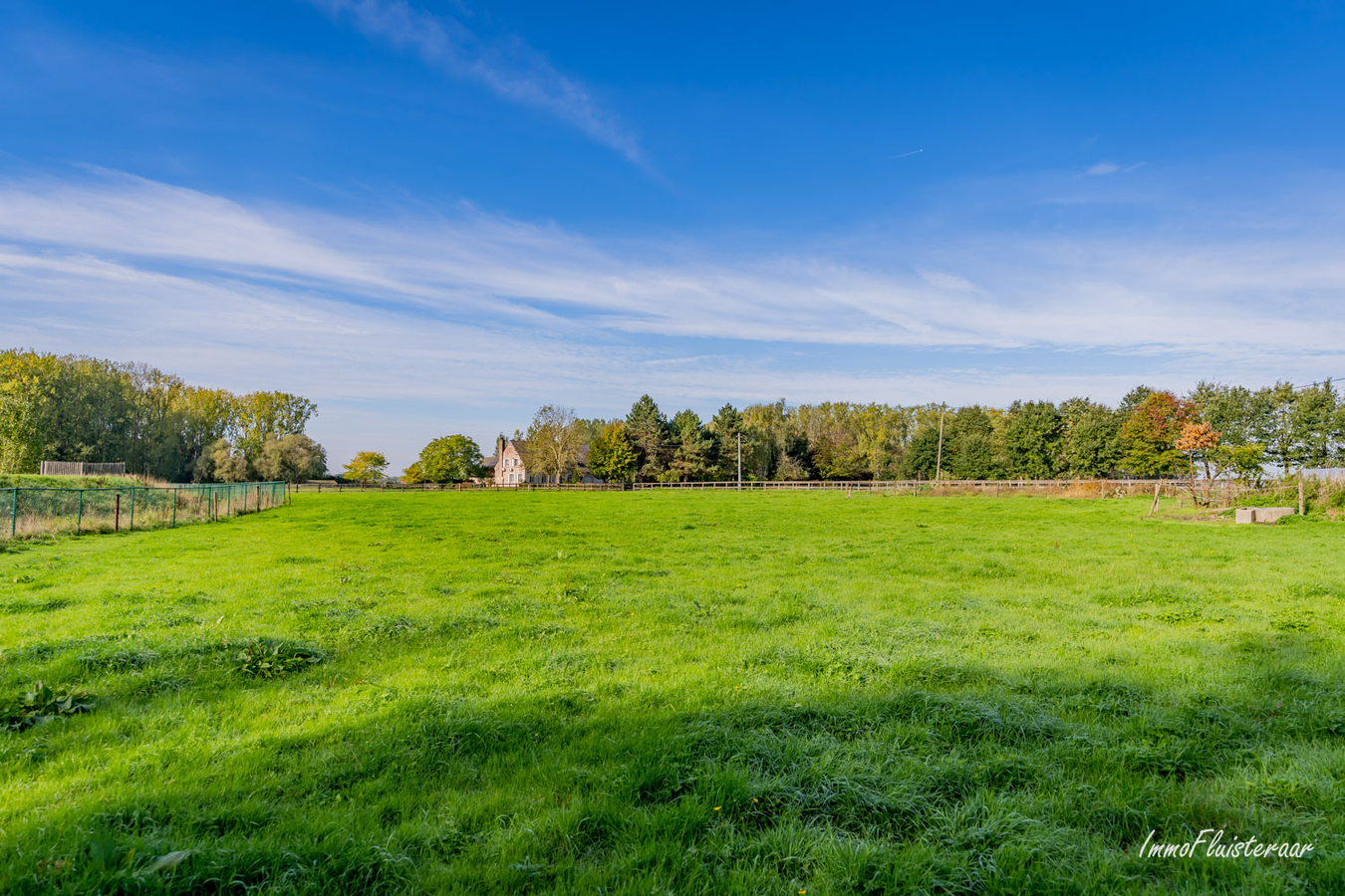 Te renoveren hoevewoning met loods, aanhorigheden en weiland op meer dan 80a te Wolvertem (Meise; Vlaams-Brabant) 