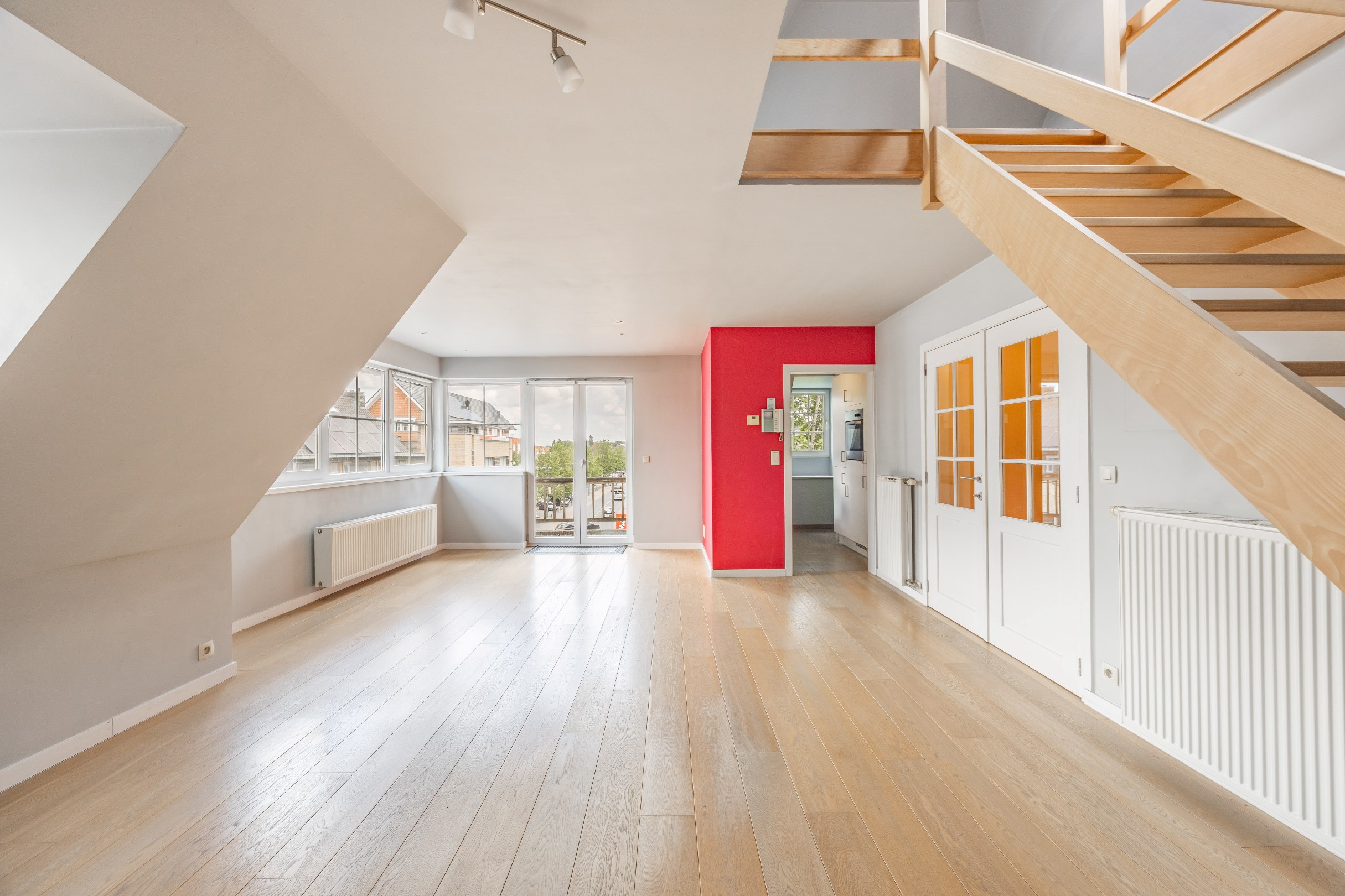 CENTRAAL GELEGEN PENTHOUSE MET TERRAS EN GARAGE 