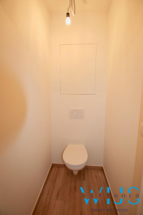 Gezellig &#233;&#233;nslaapkamerappartement met zonneterras in hartje ERTVELDE! 