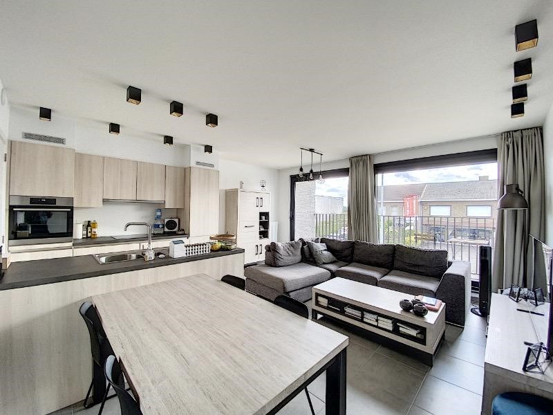 Recent appartement met 2 slaapkamers te Beveren-Leie 