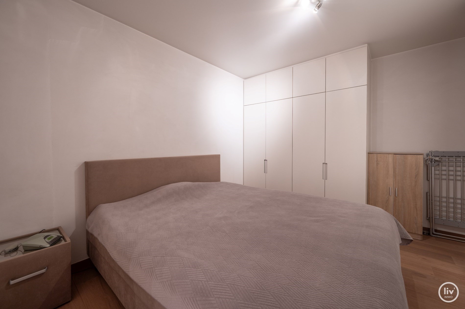 Ruim appartement met 3 slaapkamers centraal gelegen op de Parmentierlaan te knokke. 