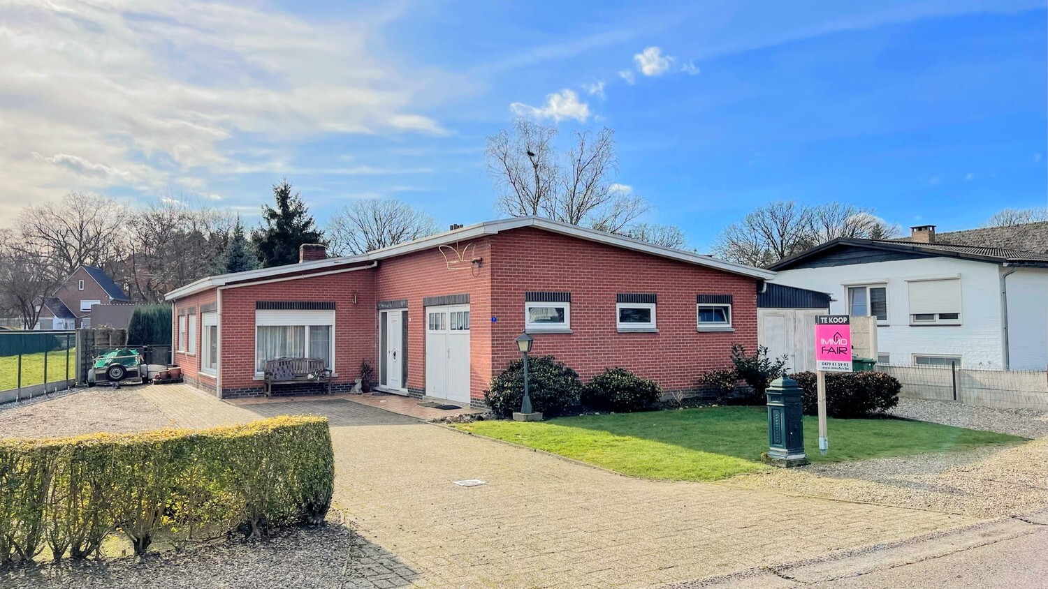 Bungalow op 802 m&#178; in rustige woonwijk 