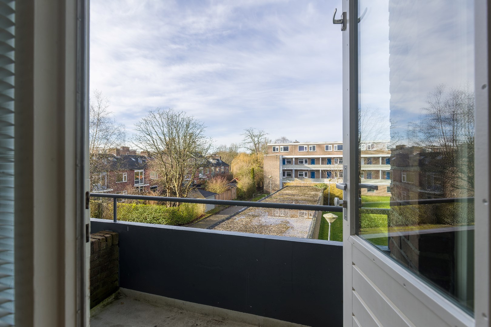 Royale maisonnette die is gelegen in de rustige en populaire woonwijk “Laanhuizen” van Groningen 